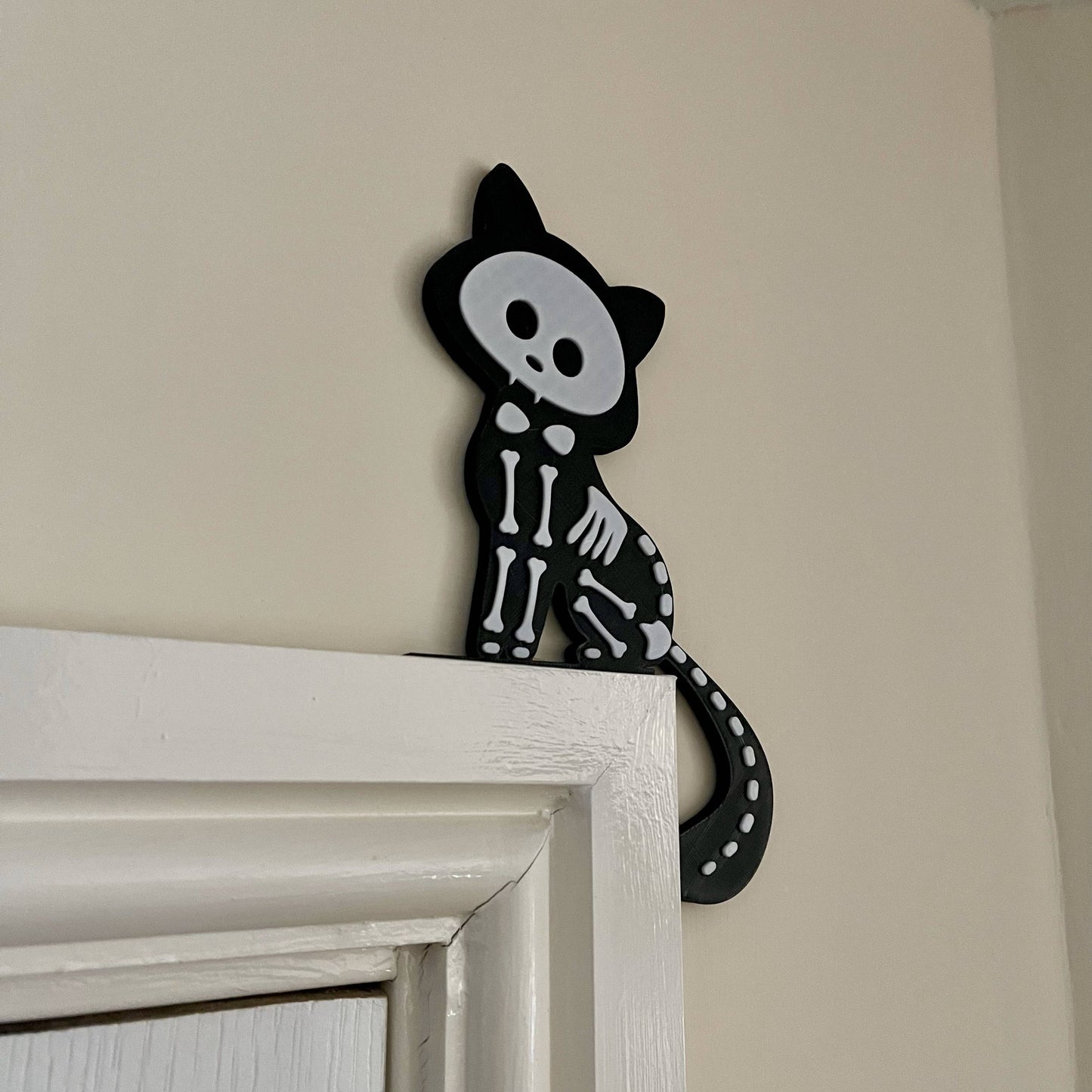 Skeleton Cat Door Decoration