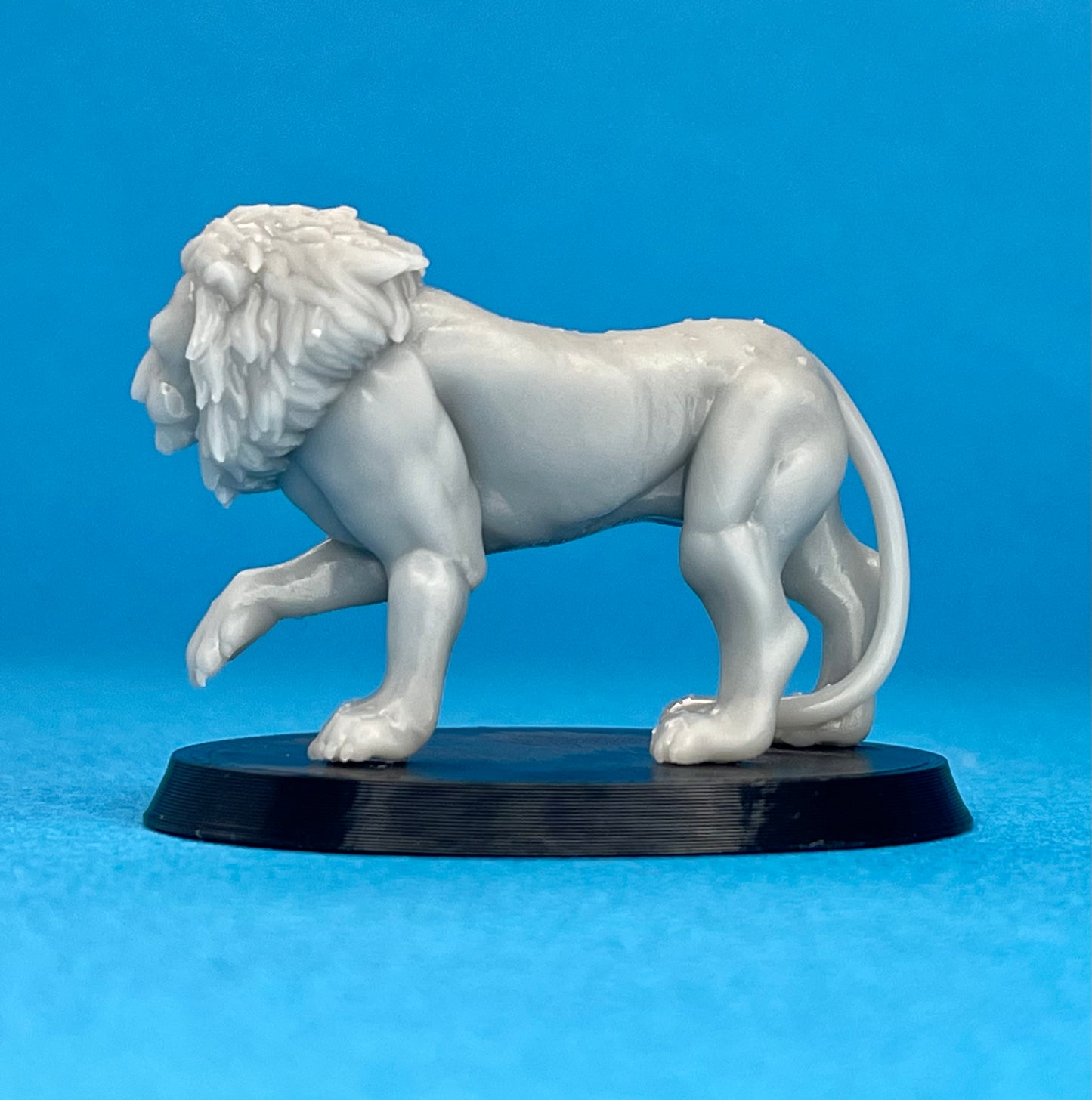 Lion Miniature