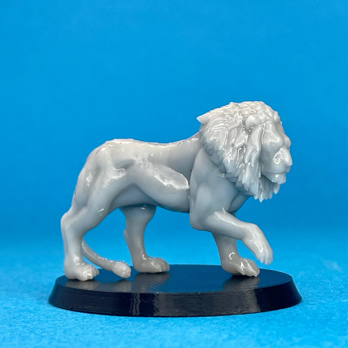 Lion Miniature